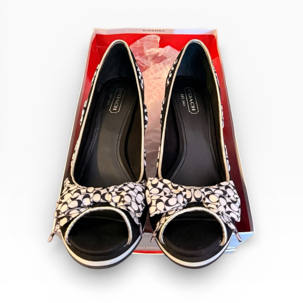 NEW COACH THALIA Black & White
Denin Peep Toe wedge shoes
WOMENS 8.5 NBW - Picture 4 of 5
